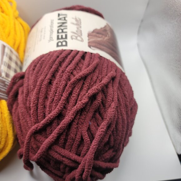 Bernat Blanket Yarnspirations (NWT) - Picture 7 of 9